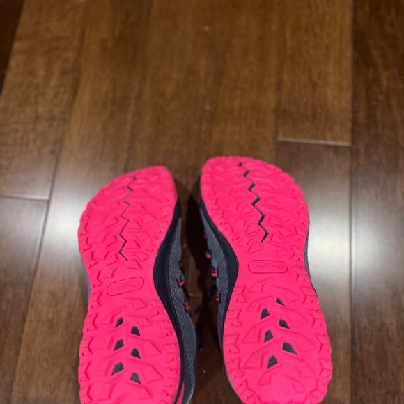 Reebok ladies sneakers New - Picture 4 of 5